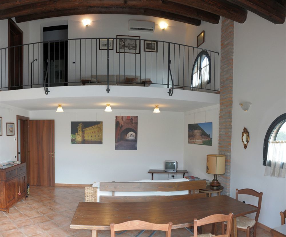 פררה Agriturismo-R&B Corte Dei Gioghi מראה חיצוני תמונה